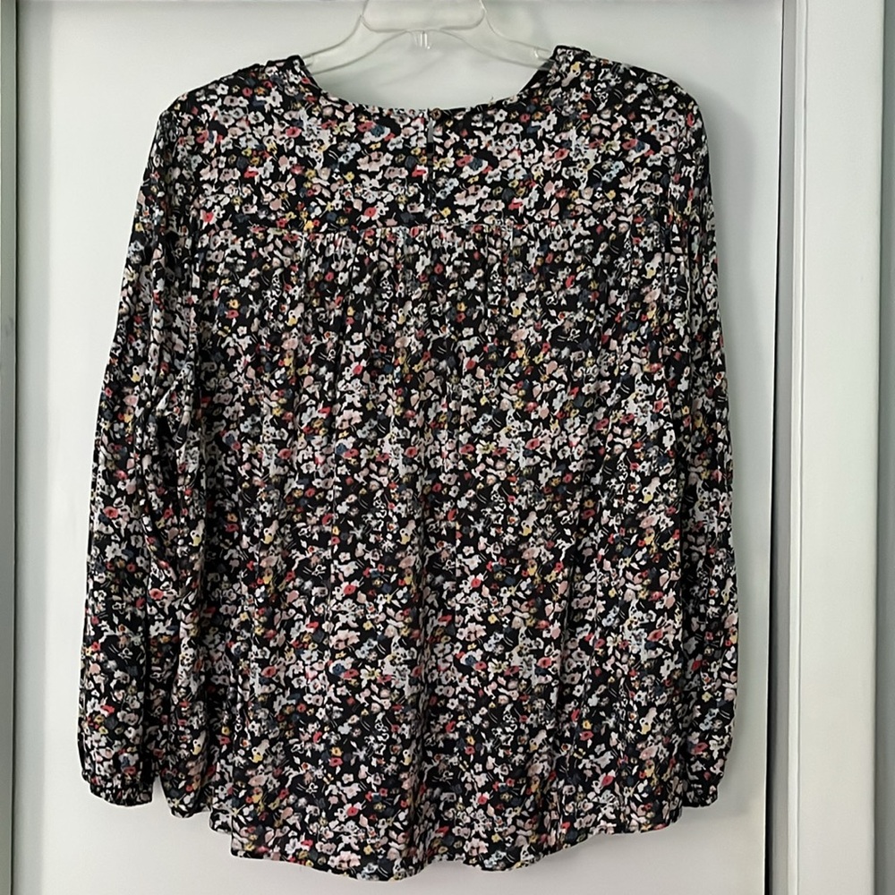 Caslon Long Sleeve Floral Blouse - Picture 7 of 9